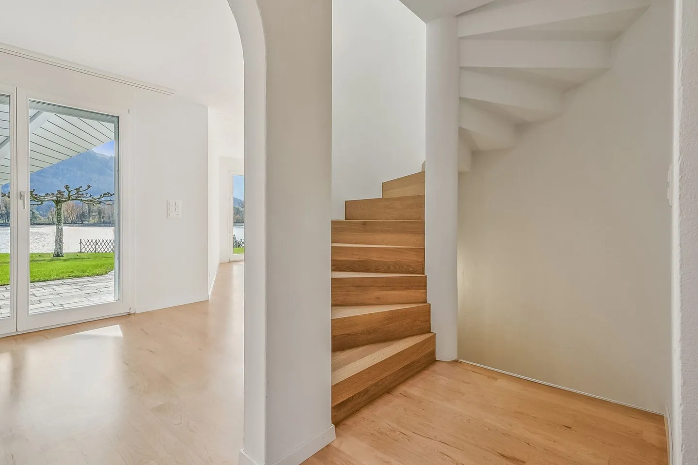 4.5-Zi-Wohnhaus mit Seeanstoss - Foto 7 von 20