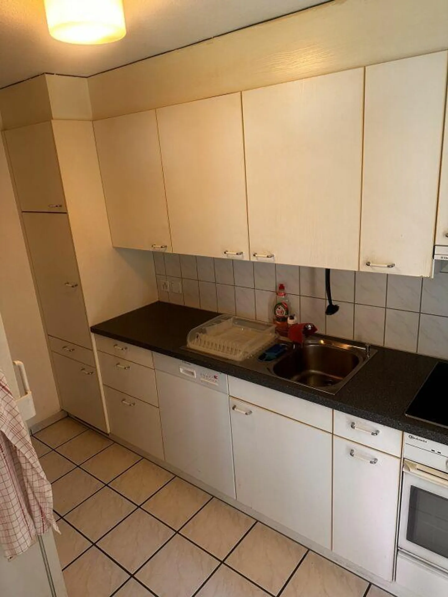Appartement 3 pièces confortable - Photo 3 sur 7