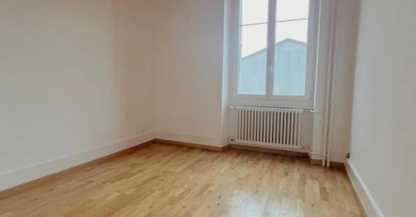 Charming 3.5-room apartment on the 1st floor - Photo 4 of 6