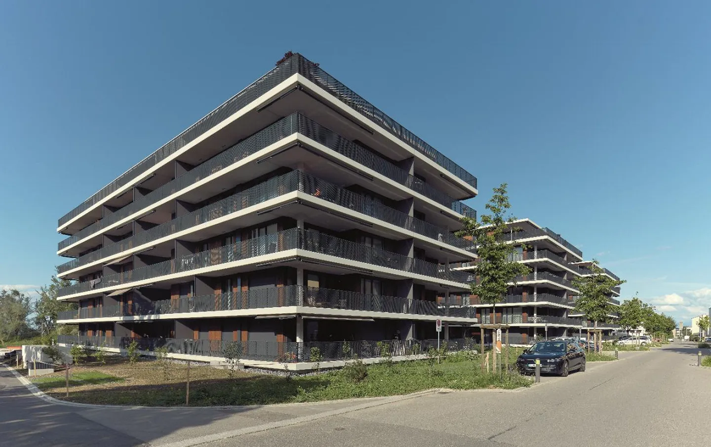 Ampio appartamento di 5,5 stanze con terrazza estesa - Foto 1 di 13