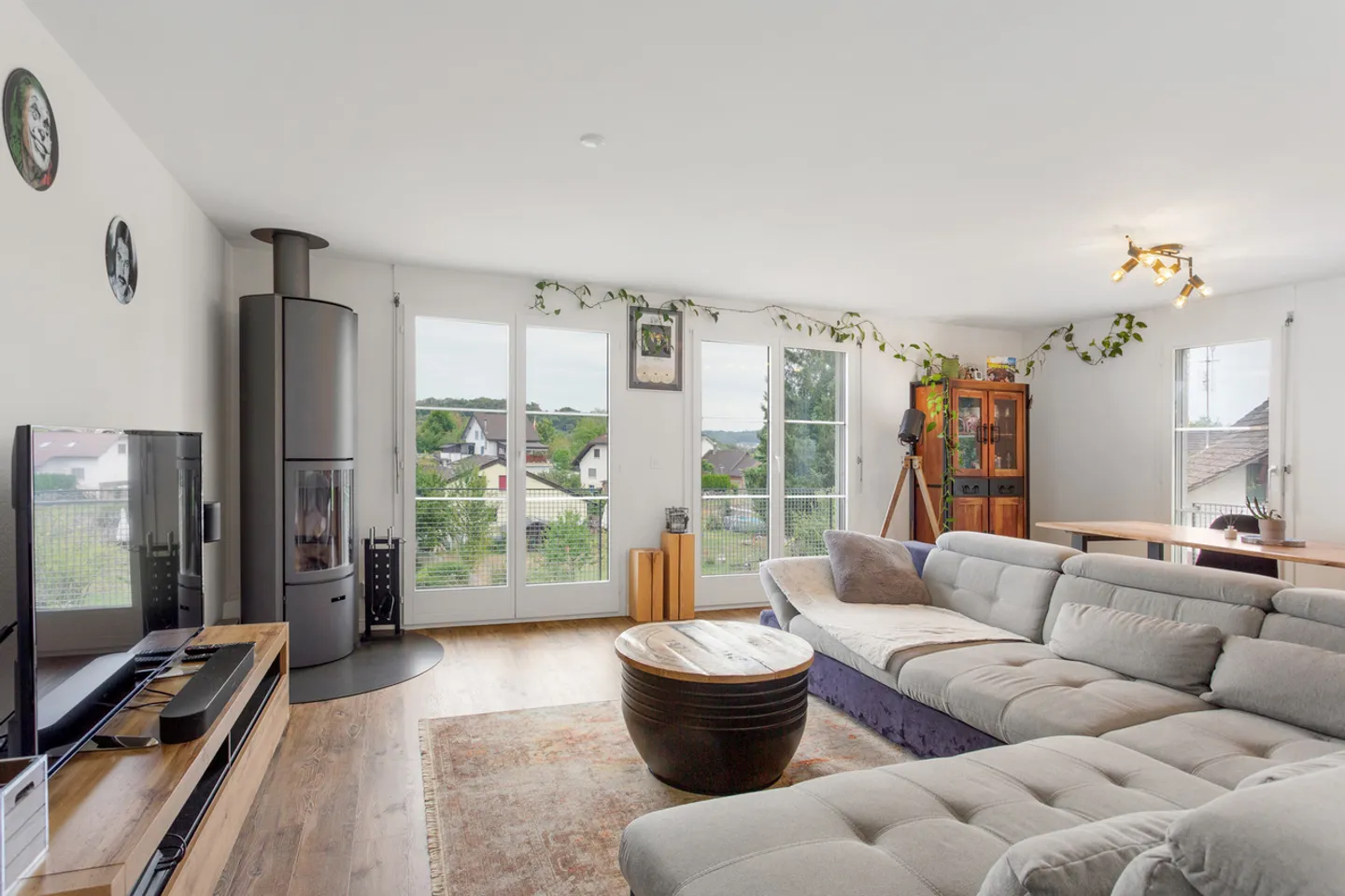 Wunderbar Wohnen mit Werkstatt und Garage - Foto 3 di 7