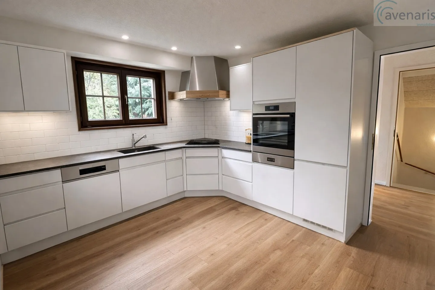 Charmantes Doppelhaus mit Seeblick - Foto 7 von 17