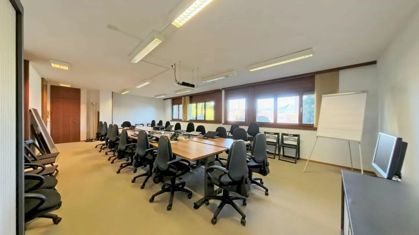 Ufficio di rappresentanza fronte Lago - Frazionabile su misura - Foto 5 di 12