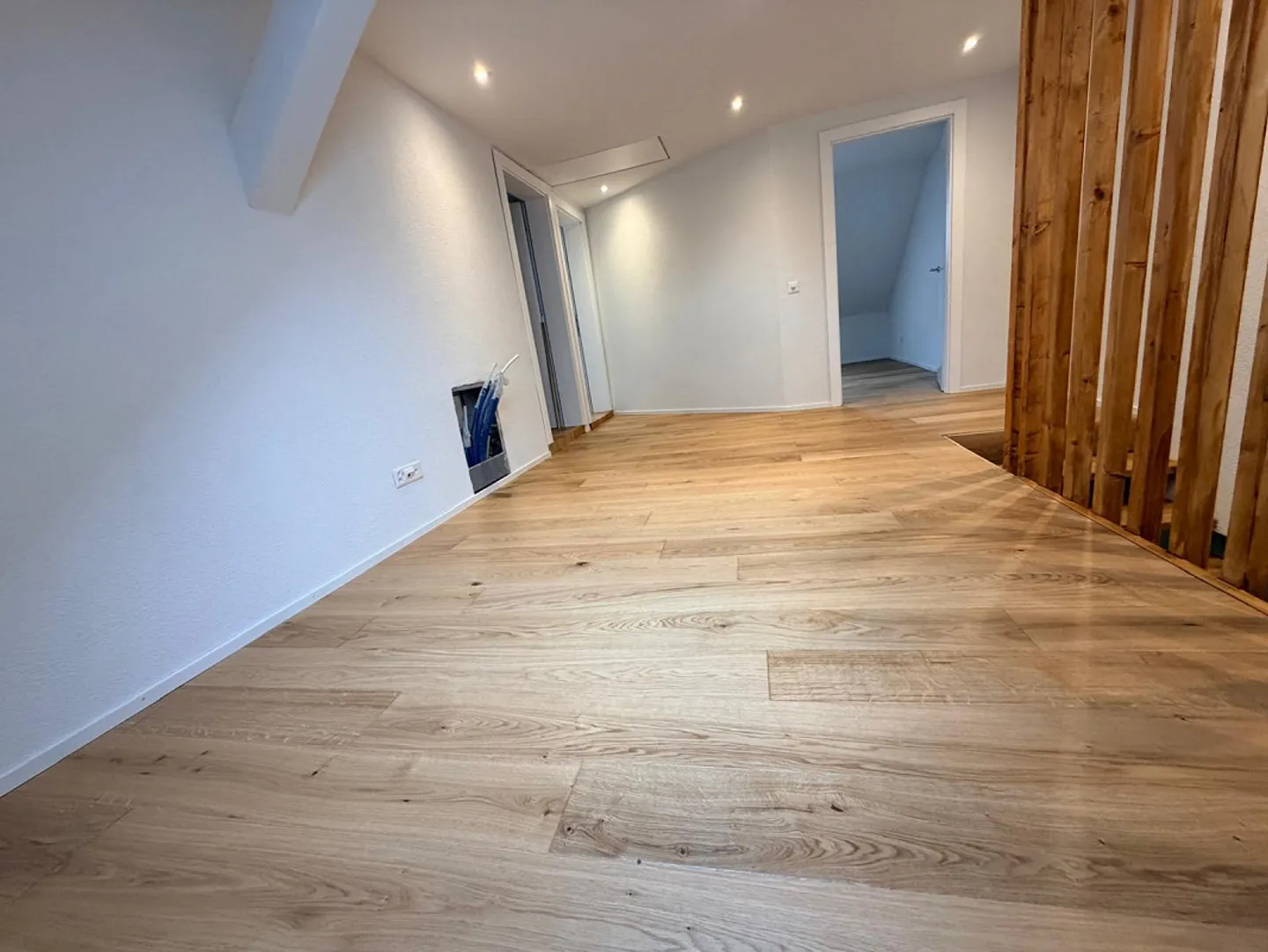 Charmante 5.5-Zimmer-Maisonette-Wohnung in historischem Gebäude - Foto 11 von 15