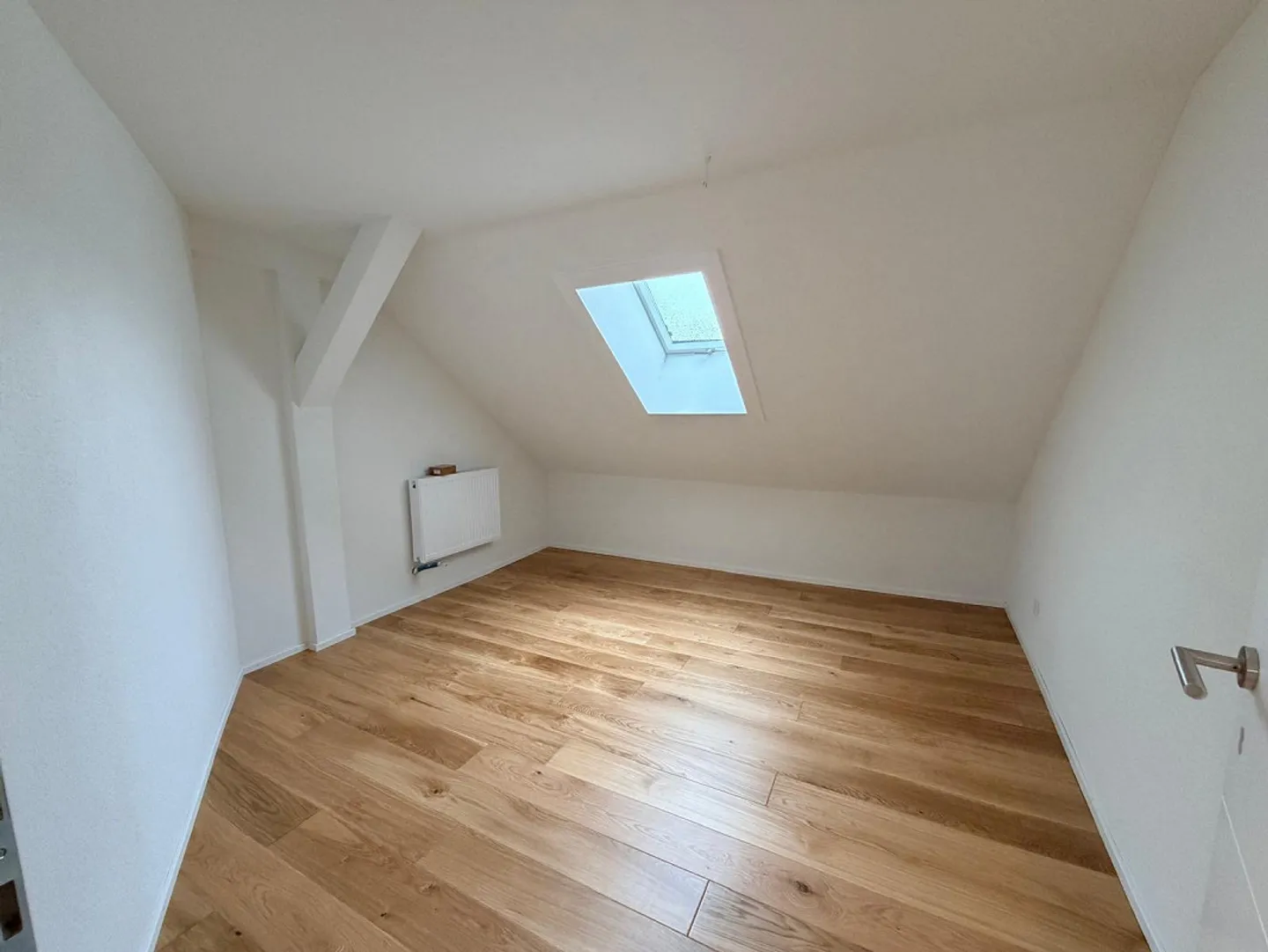 Charmante 5.5-Zimmer-Maisonette-Wohnung in historischem Gebäude - Foto 14 von 15