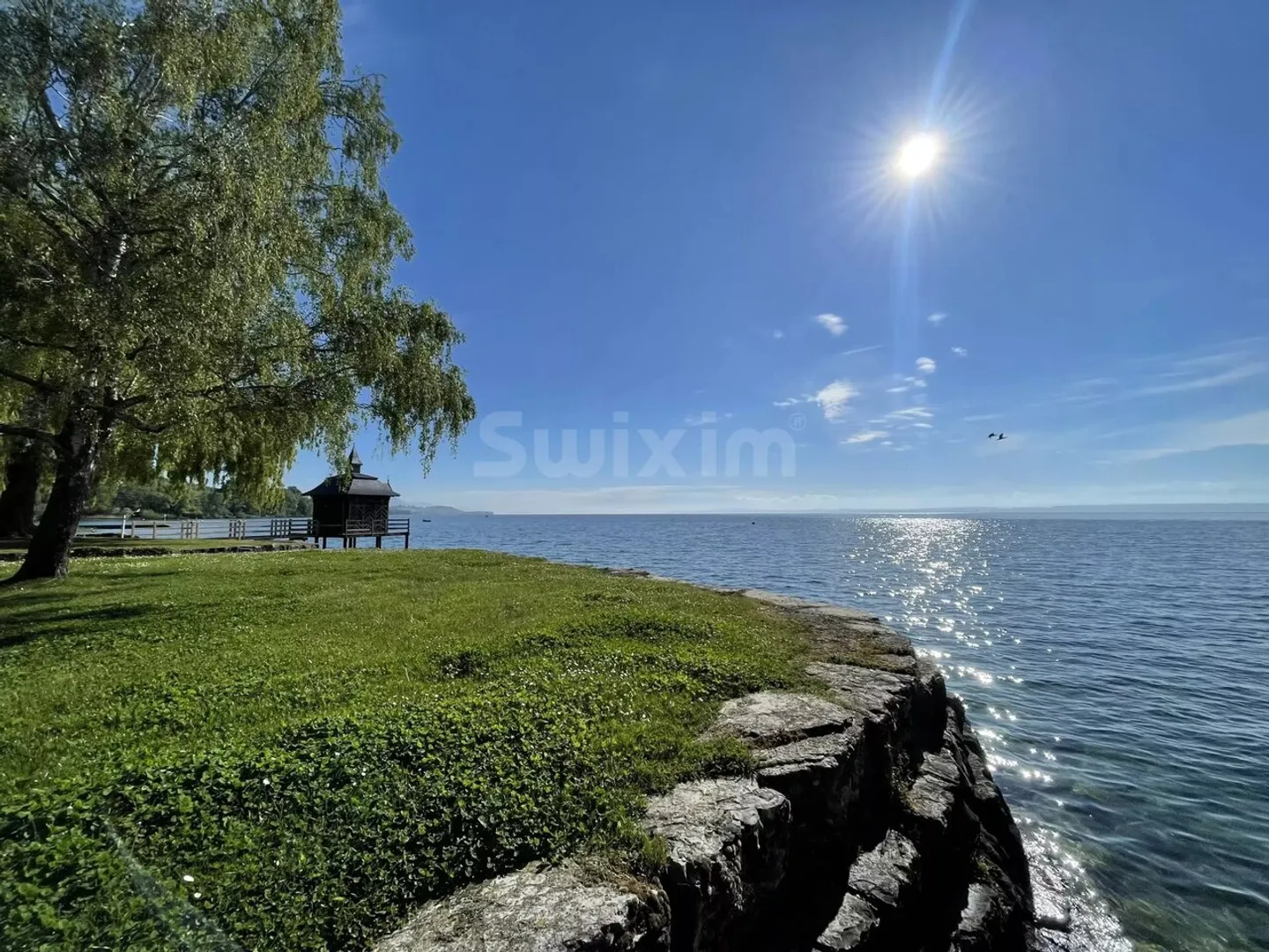 Appartement au bord du lac - Photo 6 sur 6
