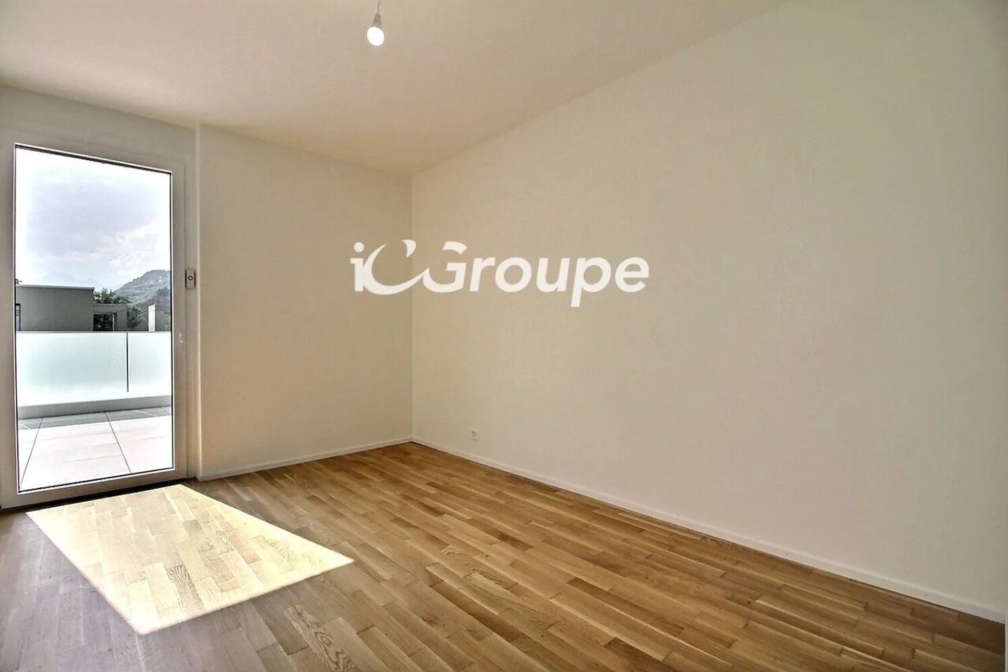 Splendide attique 4.5 pièces à louer à Uvrier - Photo 5 sur 11