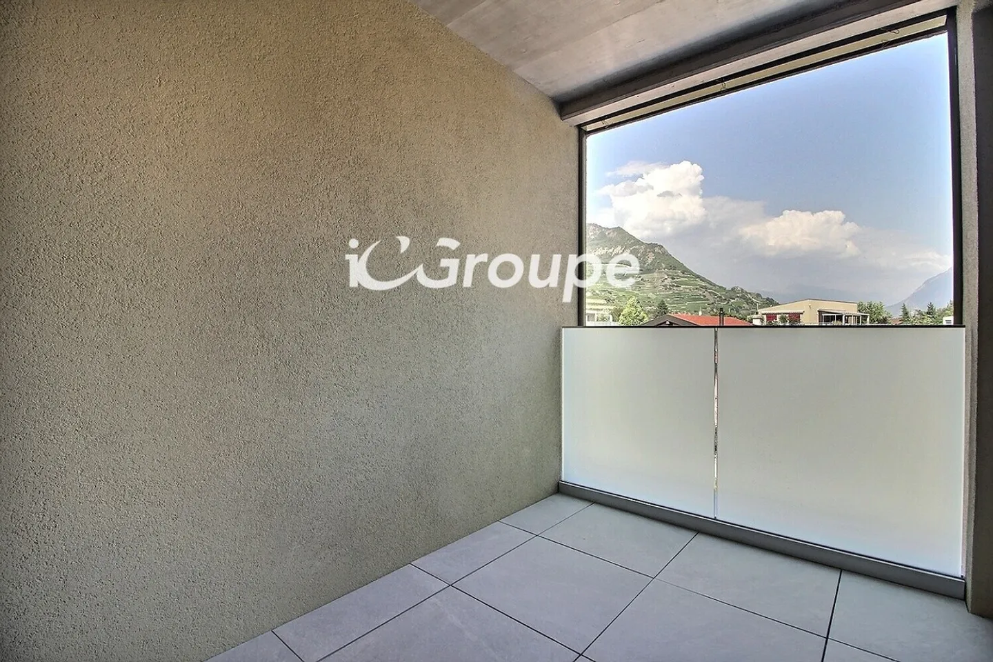 Splendide attique 4.5 pièces à louer à Uvrier - Photo 8 sur 11