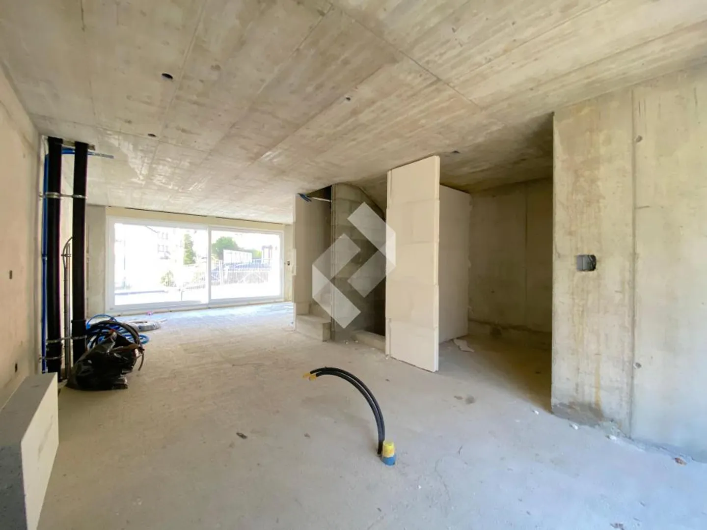 EVIONNAZ - Geräumige Reihenhaus-Villa mit 4,5 Zimmern und Keller - Foto 5 von 13