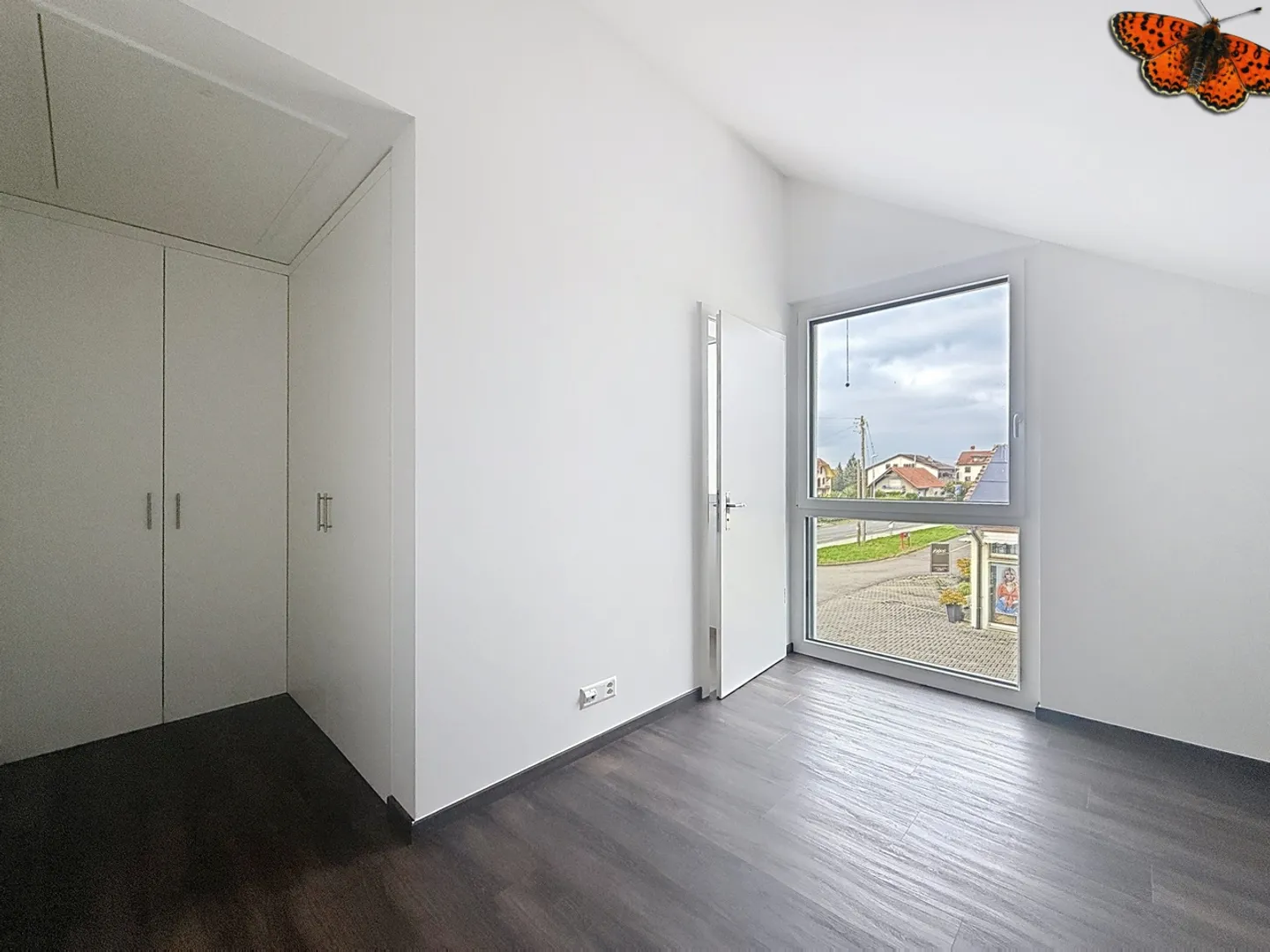 3½ Rooms - 20 Minutes from Neuchâtel - Photo 4 of 12