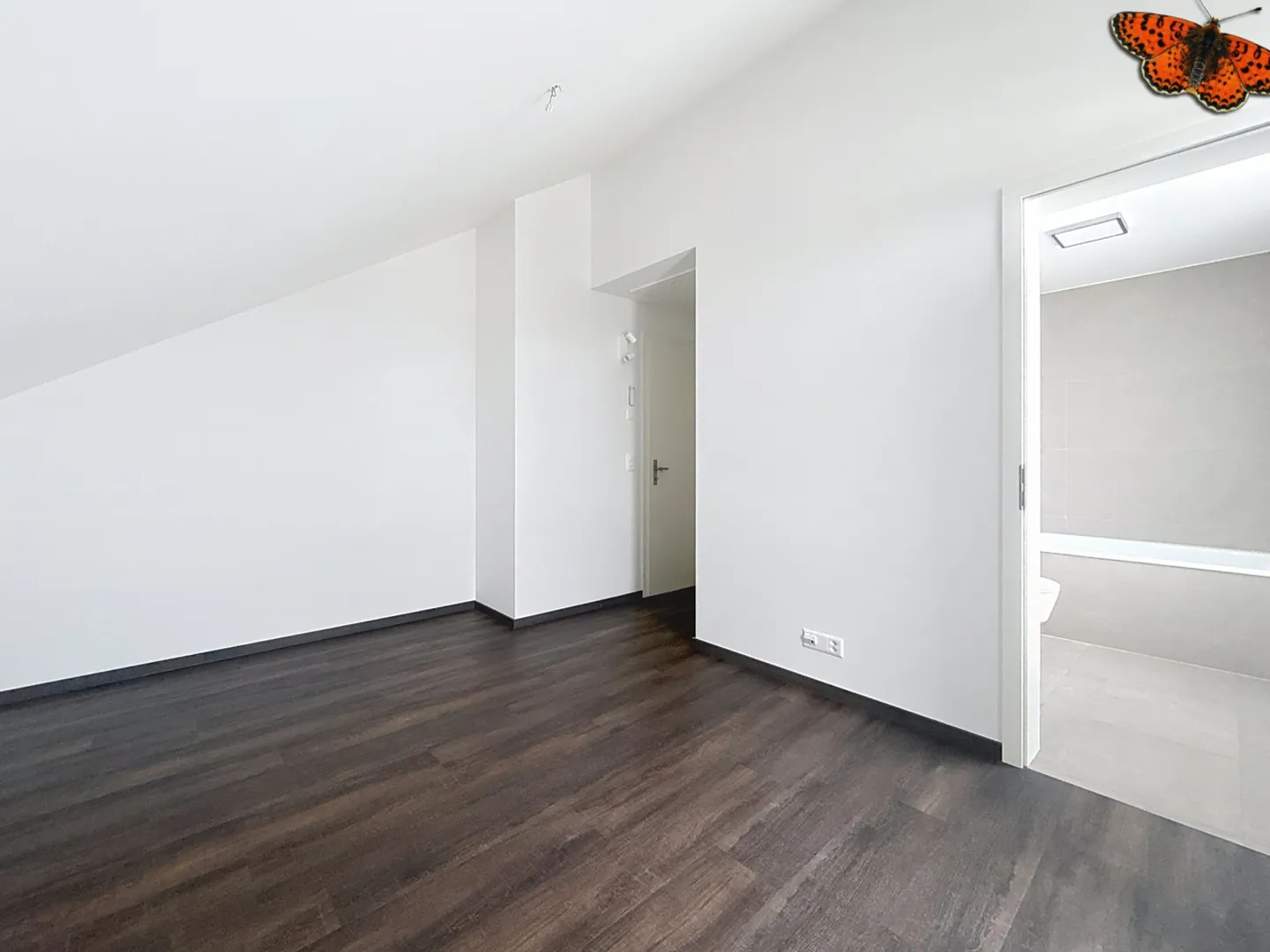 3½ Rooms - 20 Minutes from Neuchâtel - Photo 5 of 12