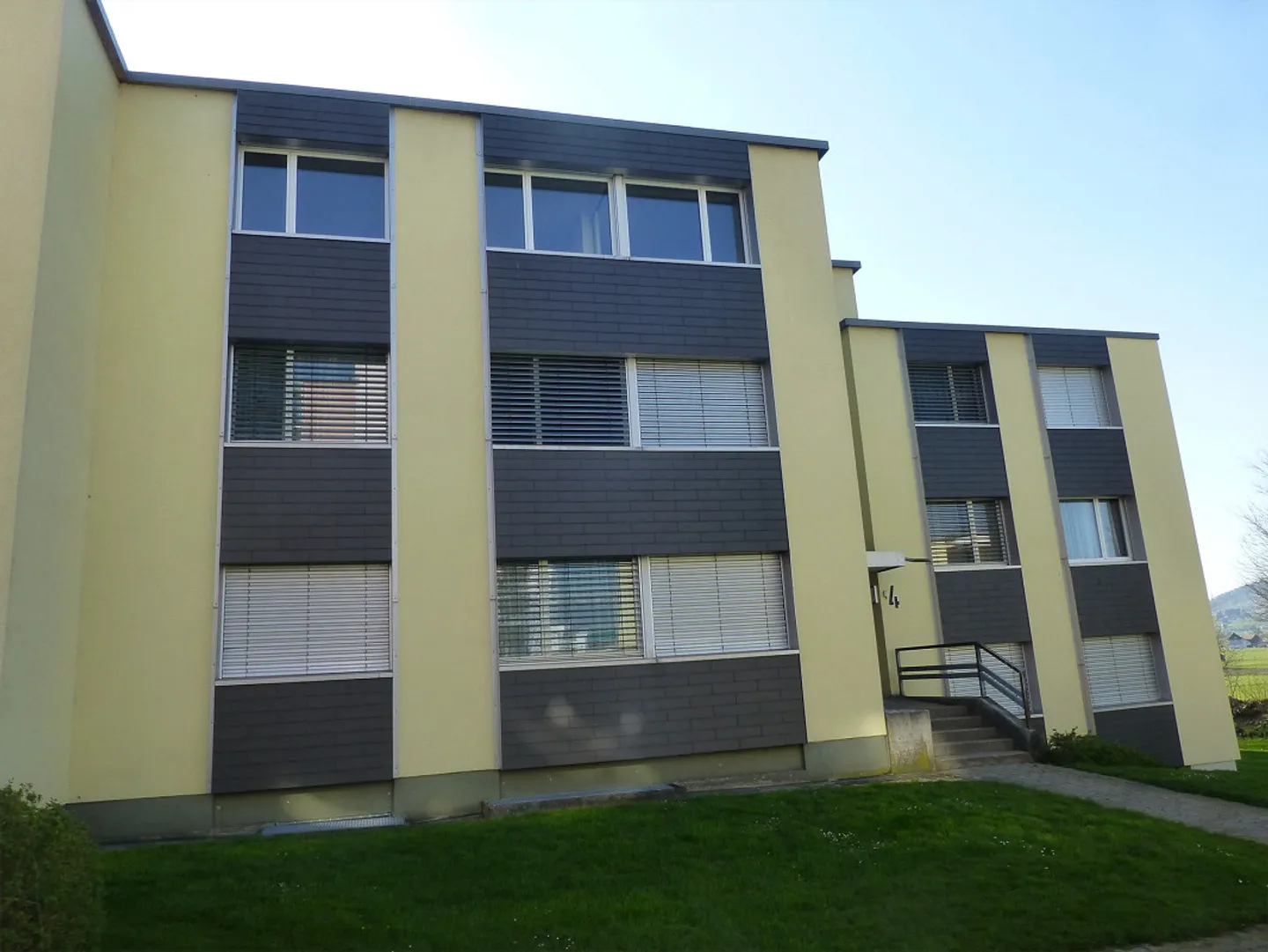 Geräumige Wohnung mit Balkon - Foto 3 von 7