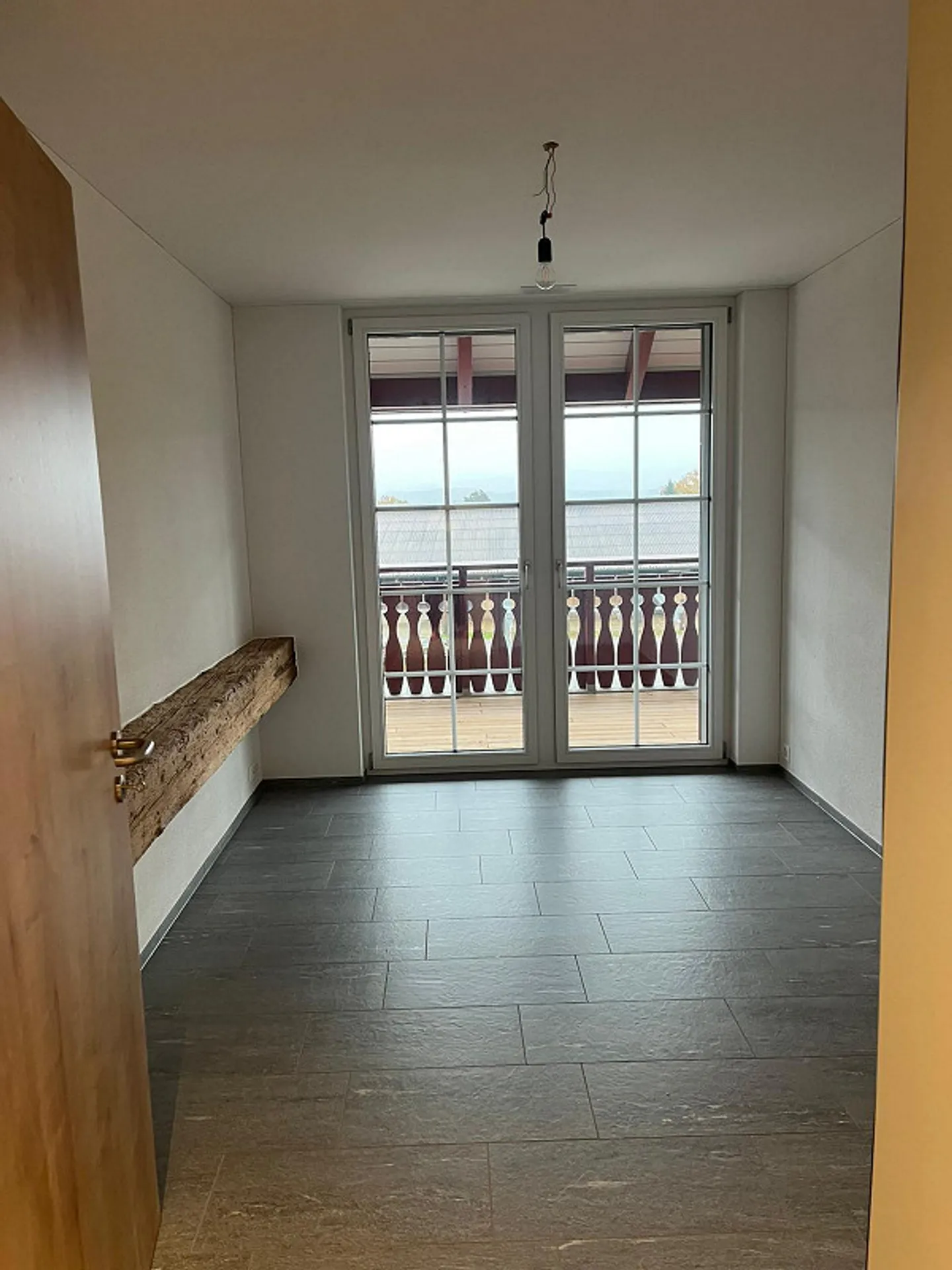 Bellissimo appartamento di 5,5 stanze disponibile per affitto immediato - Foto 6 di 12