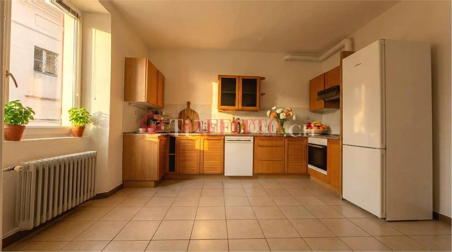 3.5 ZIMMER RIVA SAN VITALE HELL UND GERÄUMIG - Foto 3 von 13