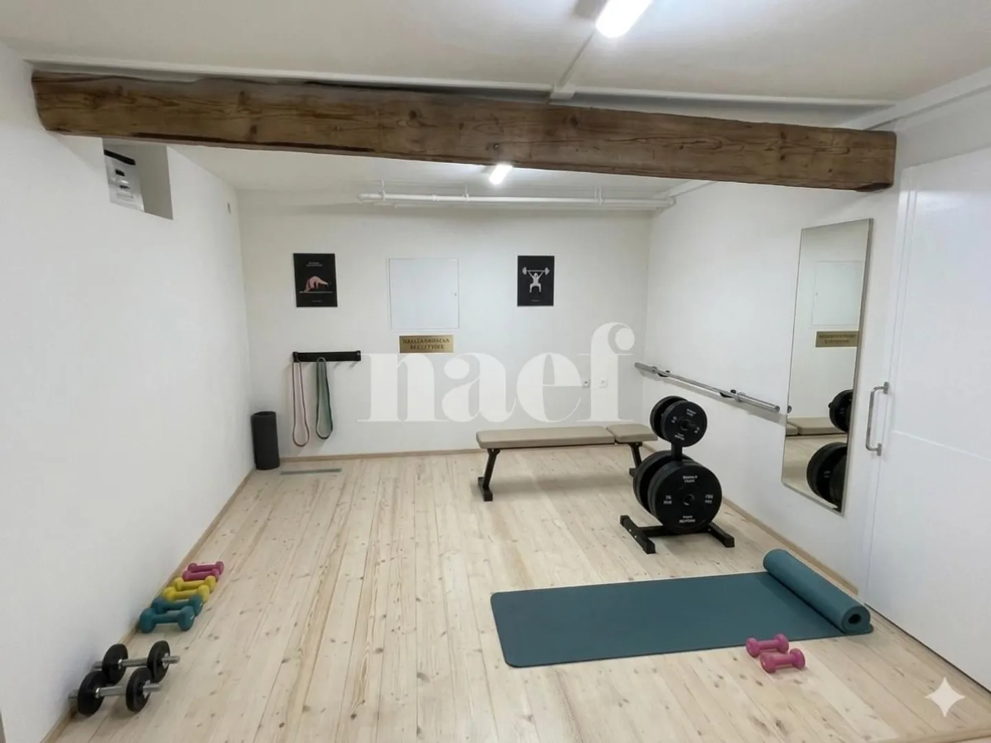 Incantevole casa di villaggio con 4 camere + 2 sale giochi riscaldate in annessi - Foto 7 di 9