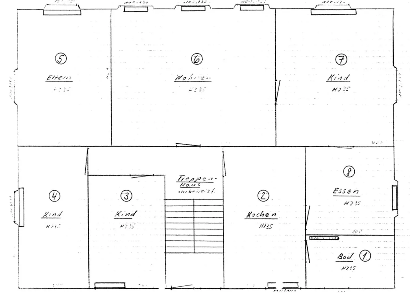 Renovated 6-bedroom apartment with lots of charm and private garden! - Photo 12 of 12