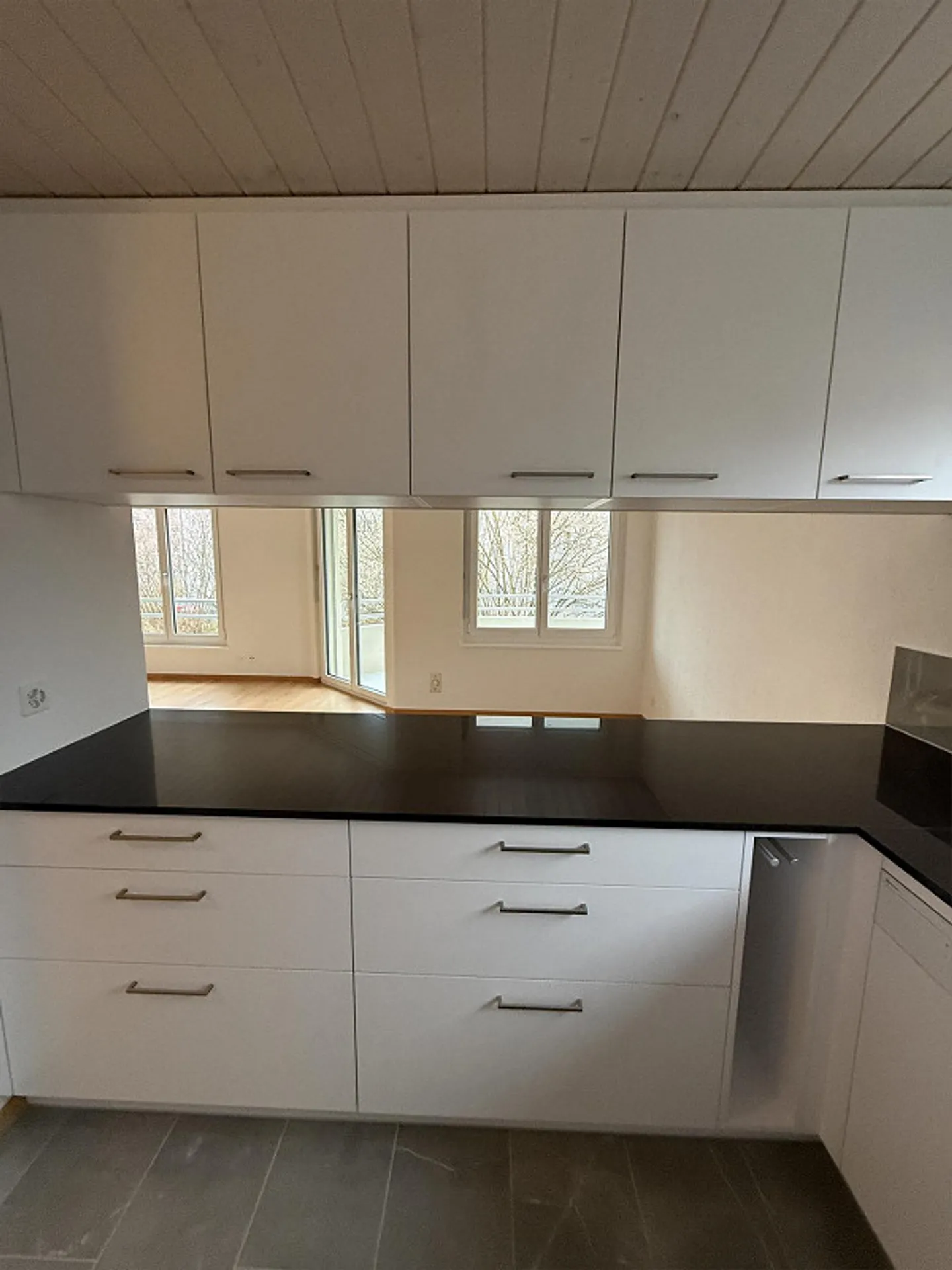 Appartamento duplex di 5,5 stanze appena ristrutturato in affitto - Foto 6 di 30