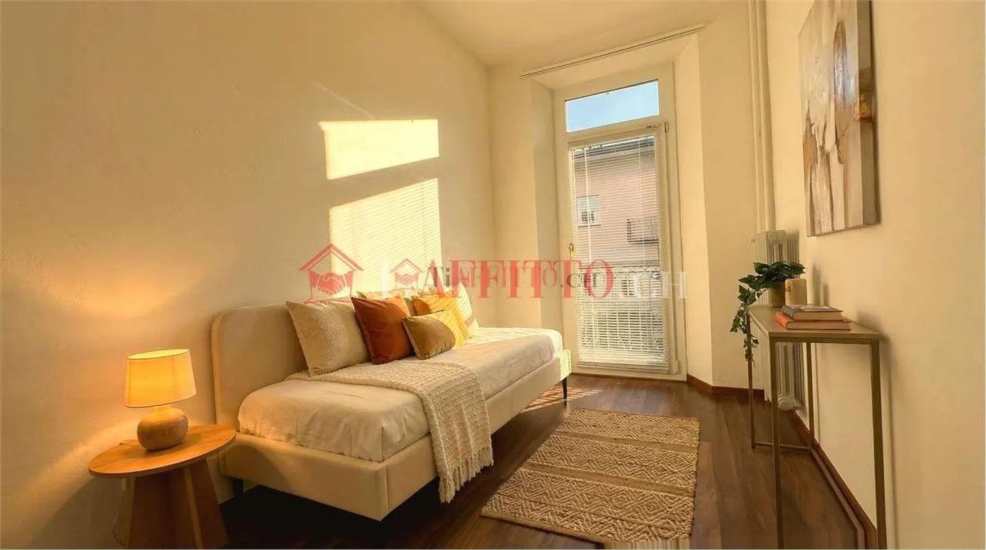 3.5 ZIMMER RIVA SAN VITALE HELL UND GERÄUMIG - Foto 4 von 13