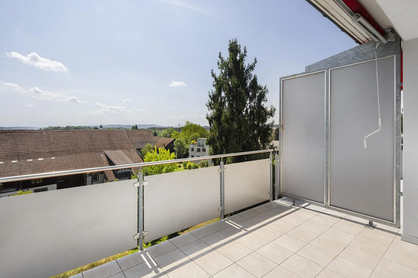 Charming Apartment with South Balcony - Photo 11 of 13