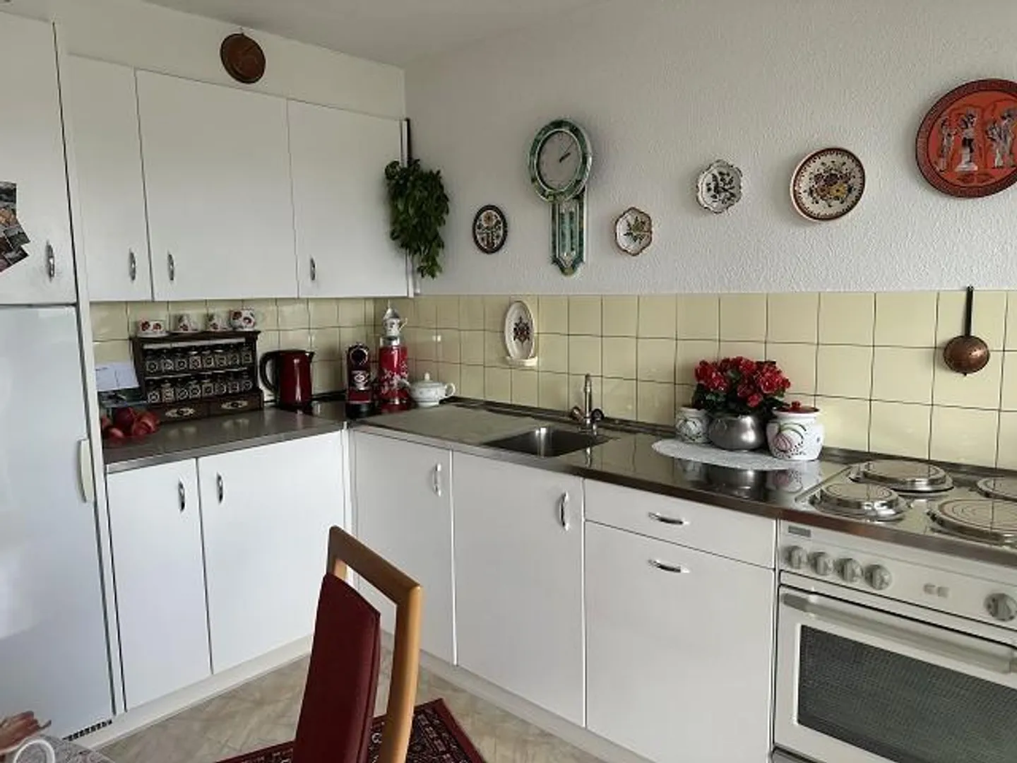 3 1/2-Zimmer-Wohnung im 5. OG an sehr sonniger Seeblicklage mit Gem... - Photo 8 of 27