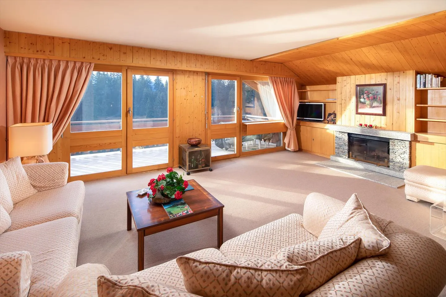 Foumou Tangou - Foto 1 von 10