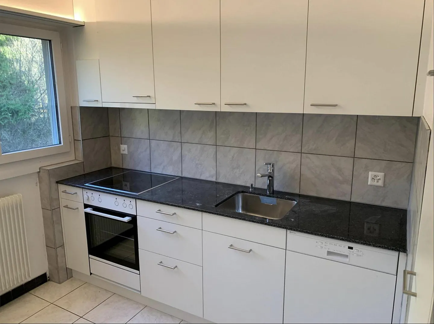 4.5 Zimmer-Wohnung an ruhiger Lage - Foto 2 von 9