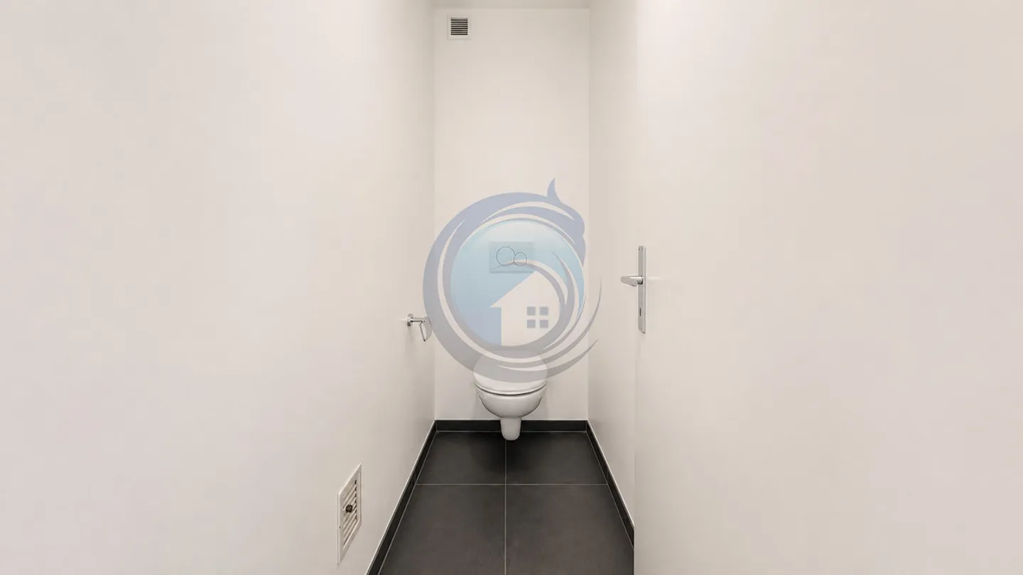 MAGNIFIQUE APPARTEMENT TRAVERSANT DE 4,5 PIÈCES ENTIÈREMENT RÉNOVÉ - Photo 10 of 13