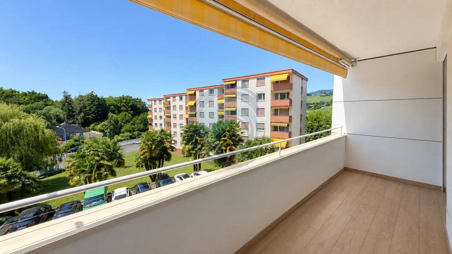 MAGNIFIQUE APPARTEMENT TRAVERSANT DE 4,5 PIÈCES ENTIÈREMENT RÉNOVÉ - Photo 11 of 13