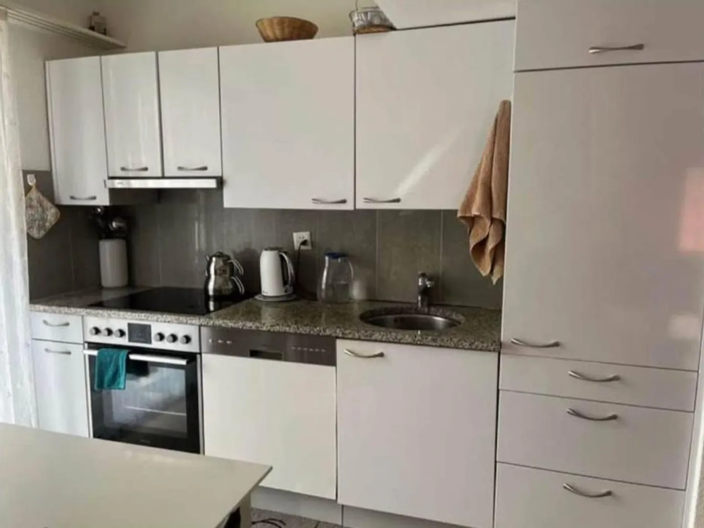 «Traumhafte 3.5 Zimmer-Wohnung an super Lage!» - Foto 4 von 9