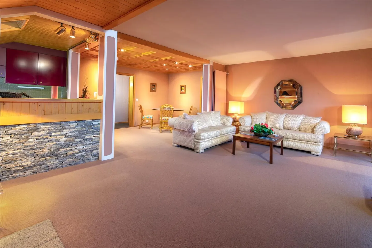 Foumou Tangou - Foto 4 von 10