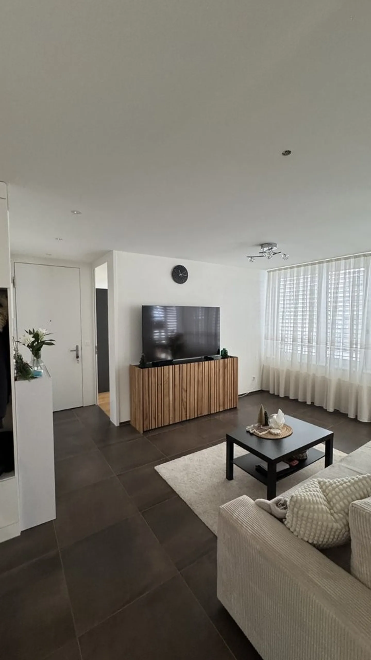 Moderne 2.5 Zimmerwohnung - Foto 3 von 7