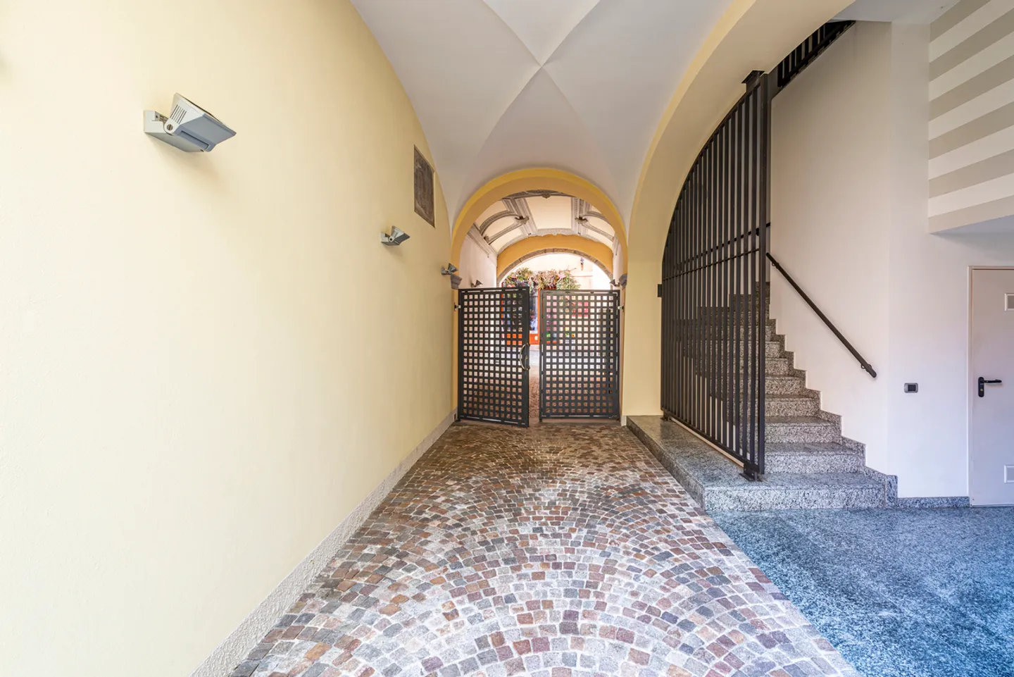 Bureau lumineux au cœur de Mendrisio - Photo 16 sur 16