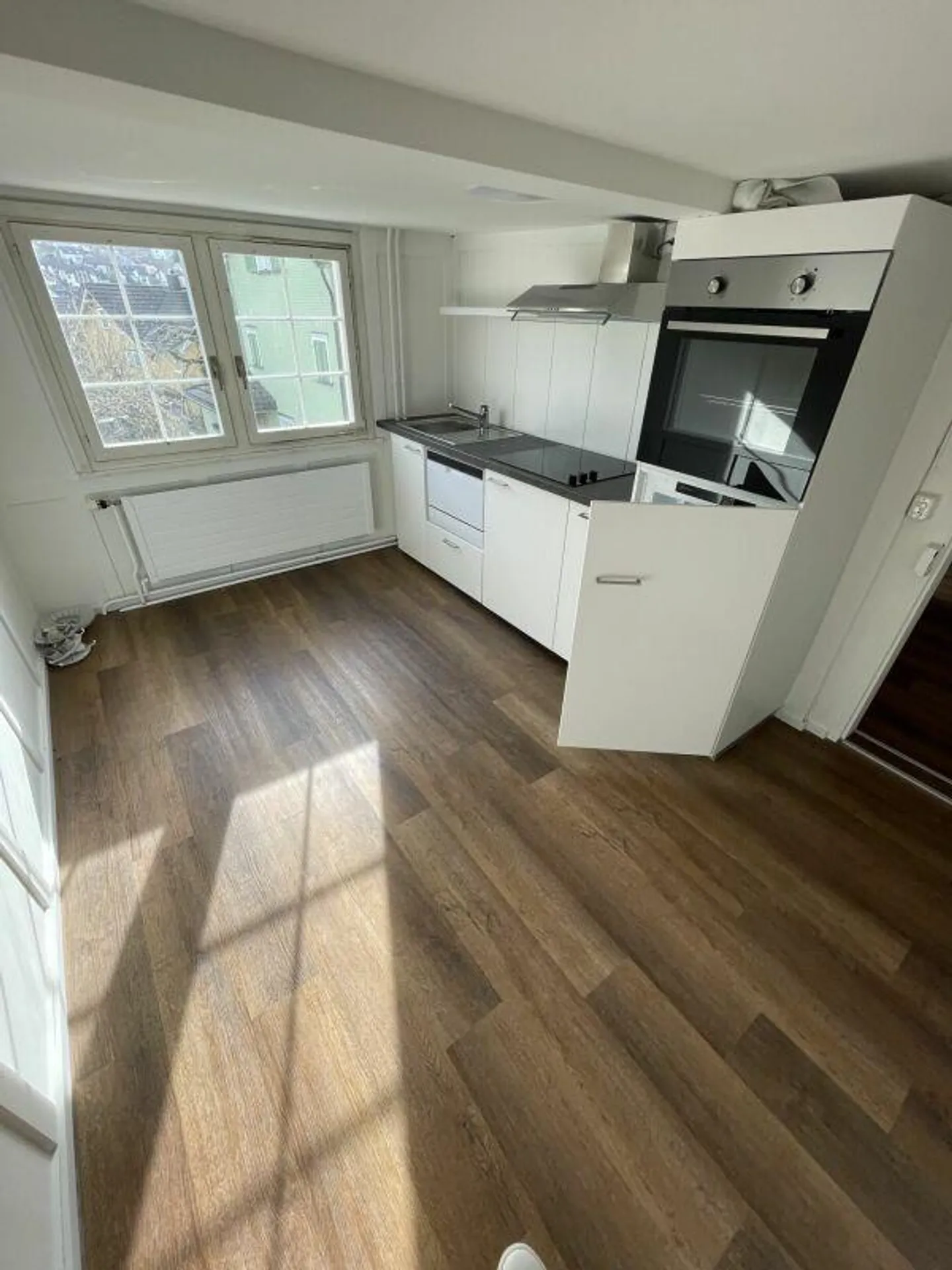 Haus inkl. Pub/Bar zu vermieten - Foto 7 di 17