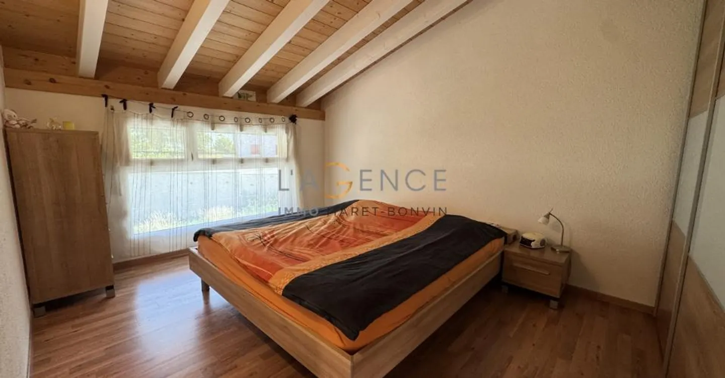 Charmant Appartement Attique - Photo 4 sur 10