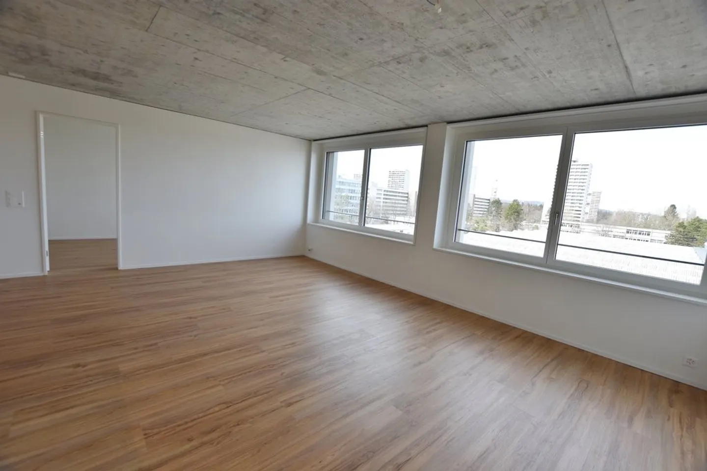 Modernes Apartment mit Terrasse - Foto 3 von 10