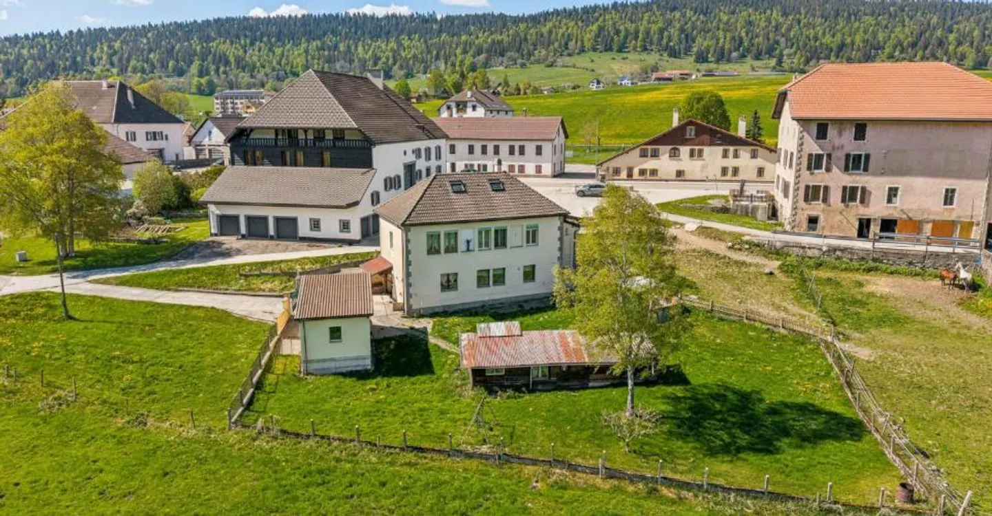 Charming detached house in the heart of nature - Photo 5 of 6