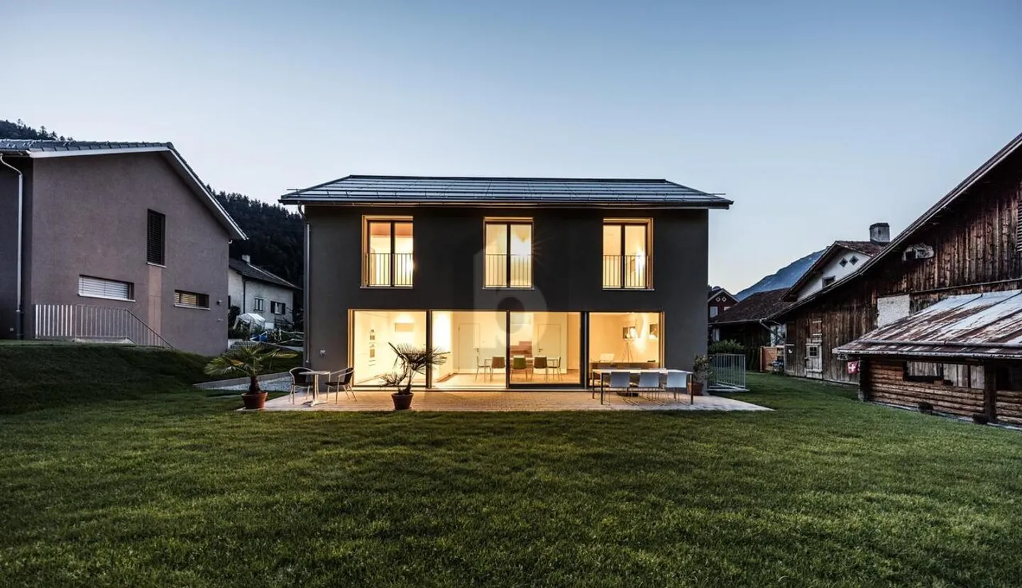 Nouveau bâtiment familial dans un emplacement calme - Photo 3 sur 5