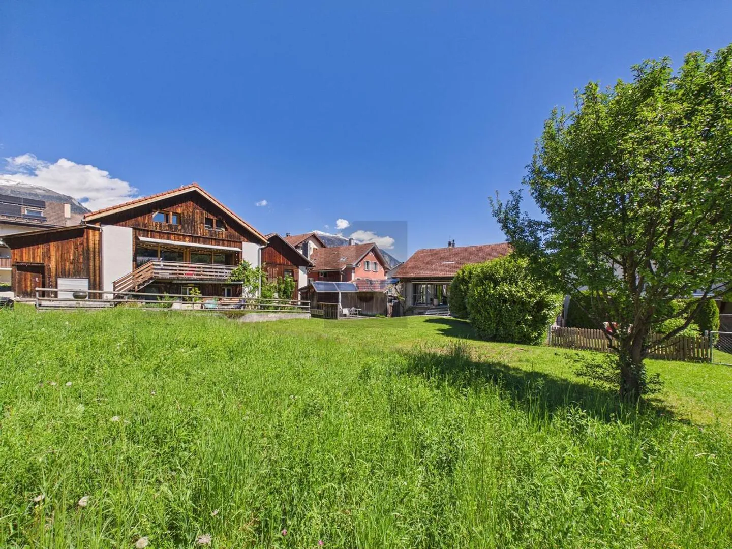 Nouveau bâtiment familial dans un emplacement calme - Photo 4 sur 5