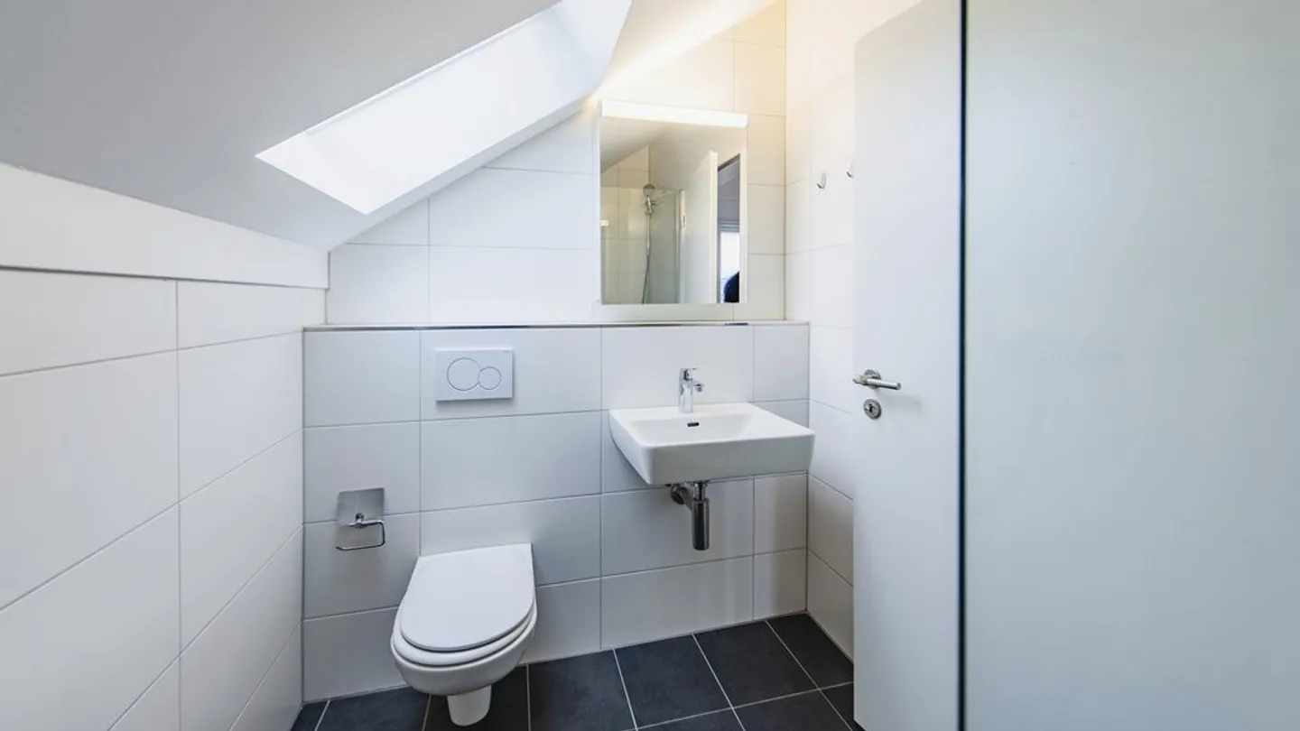 Appartement moderne 5.5 pièces à Reinach - Photo 8 sur 11