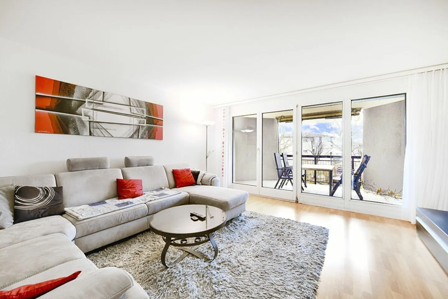 3.5-room apartment in a quiet location - Photo 2 of 15