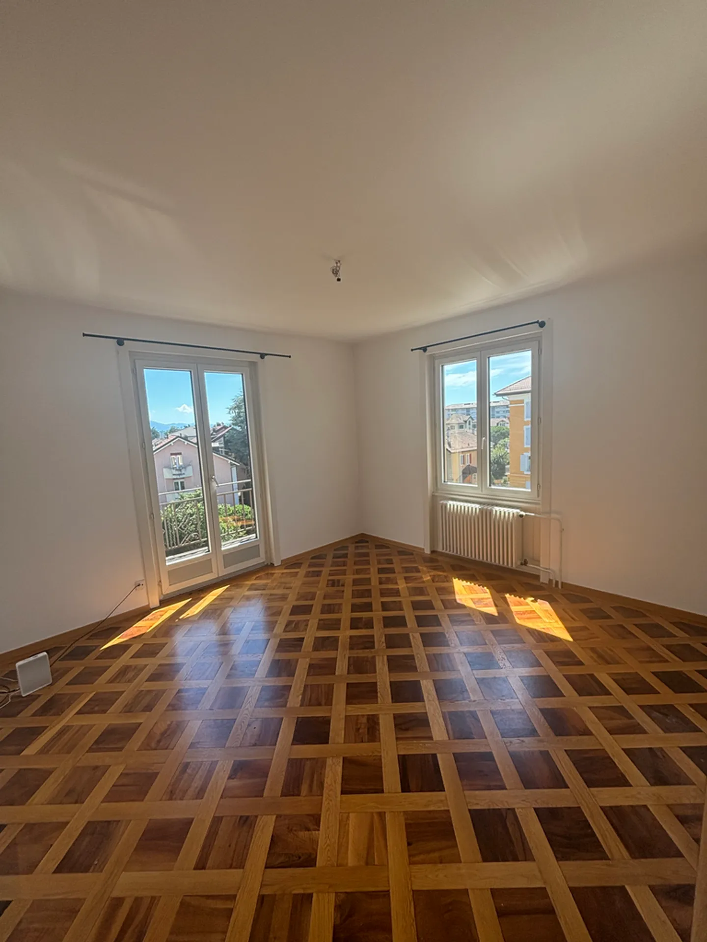 Charming Apartment in Renens - Photo 4 of 9