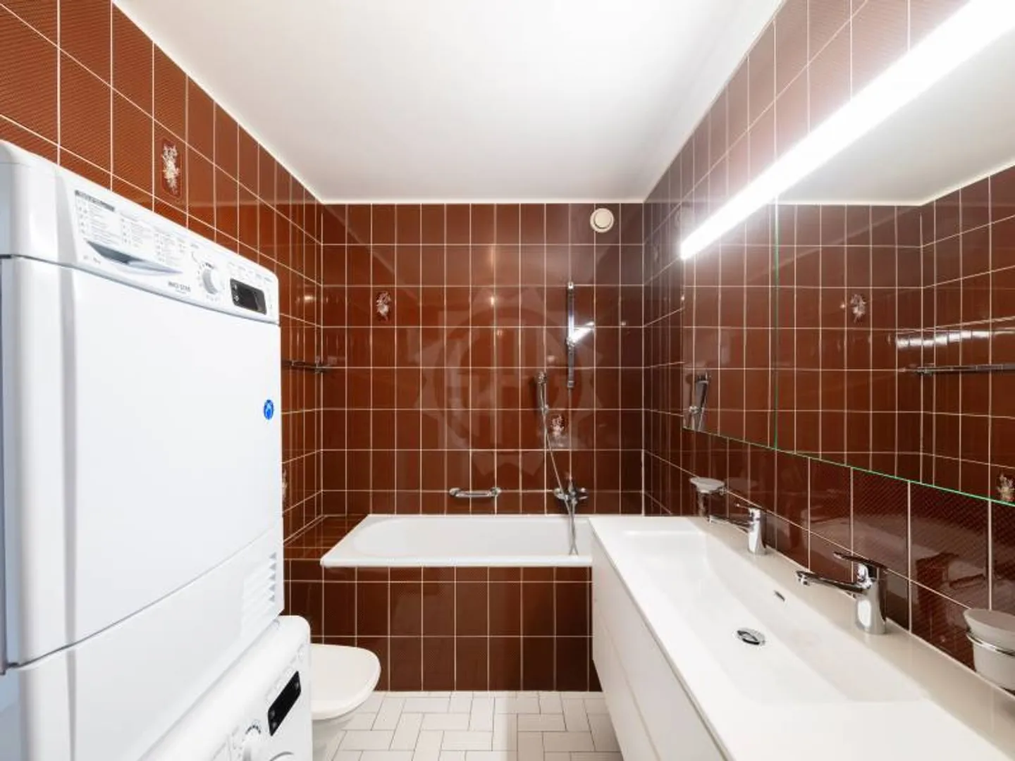 Appartement spacieux 5 pièces - Photo 10 sur 12