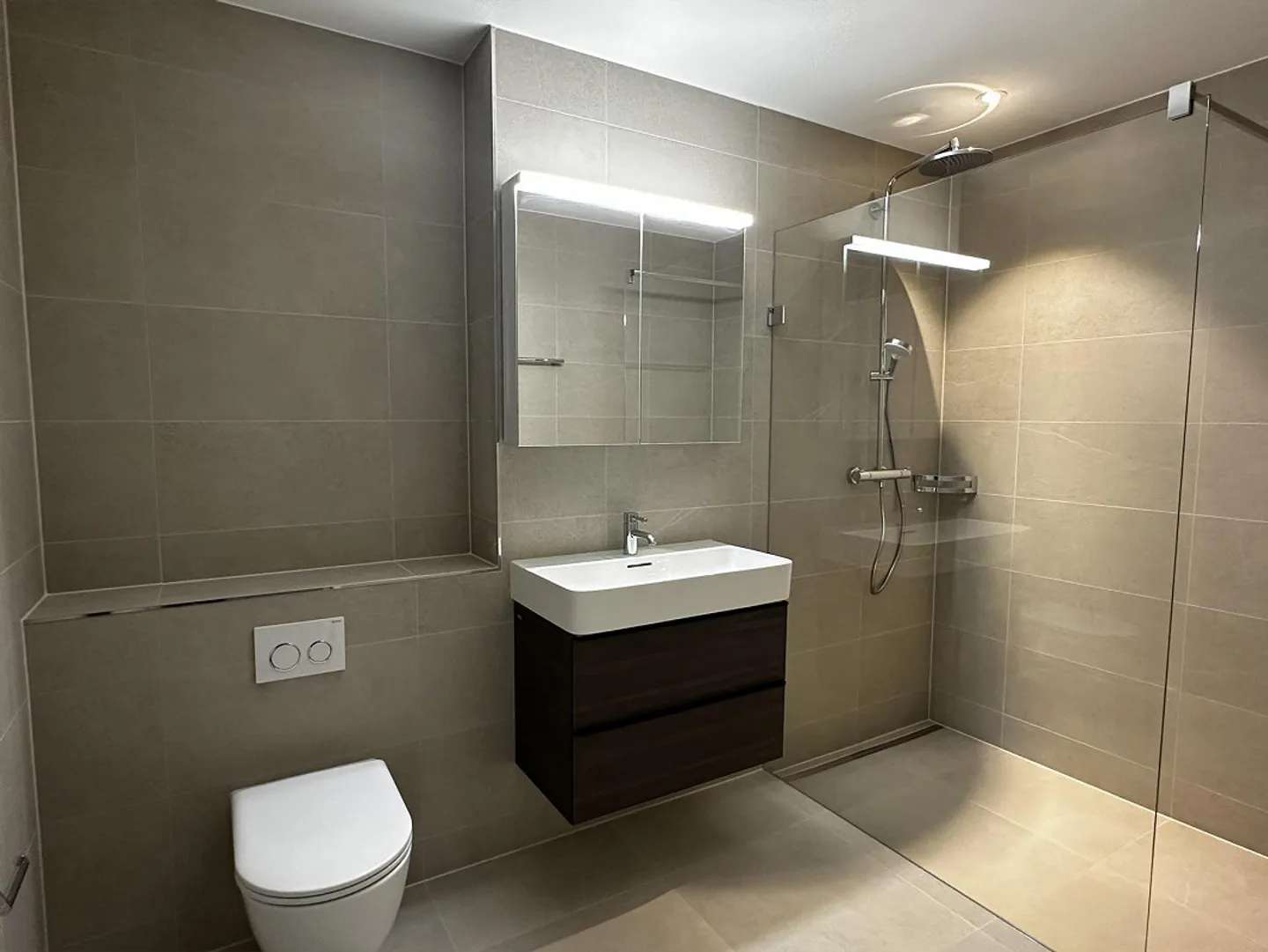 Superbe attique 5.5 pièces - Photo 6 sur 13