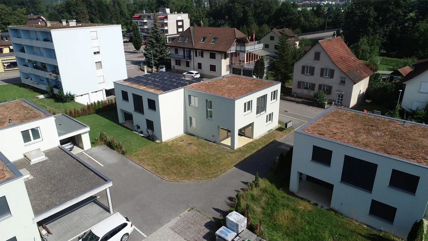 Casa bifamiliare molto moderna e ben sviluppata a un prezzo equo - Foto 2 di 11