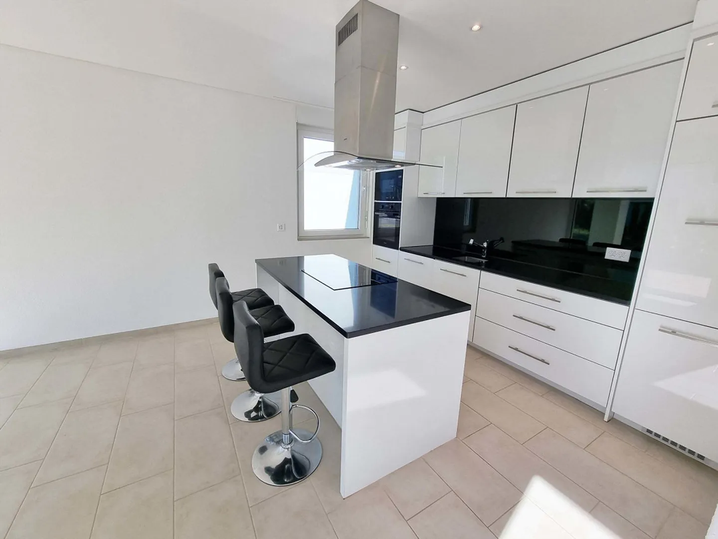 Casa bifamiliare molto moderna e ben sviluppata a un prezzo equo - Foto 6 di 11