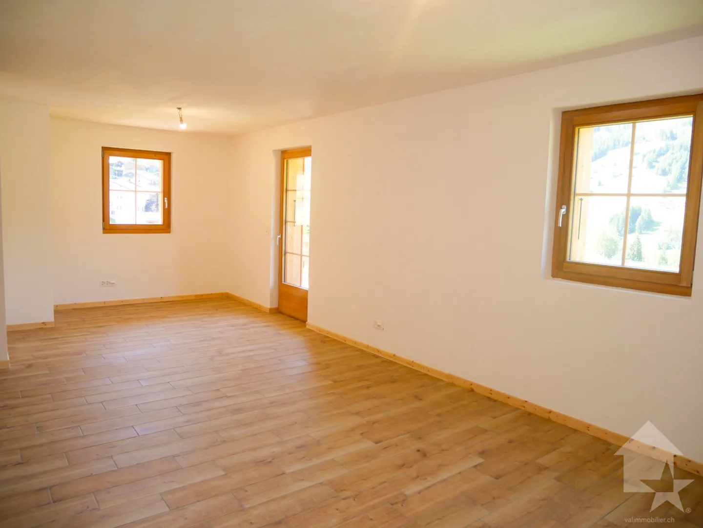 Outstanding new chalet in Liddes Top sunshine and beautiful view - Photo 14 of 28