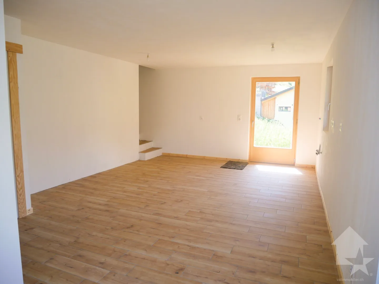 Outstanding new chalet in Liddes Top sunshine and beautiful view - Photo 20 of 28