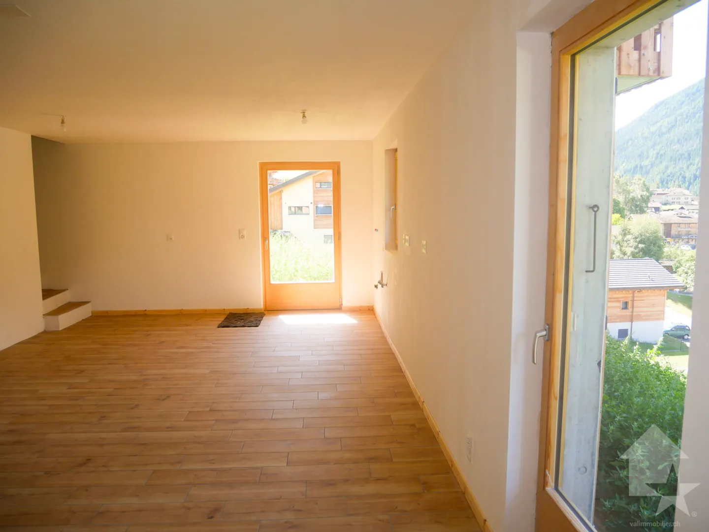 Outstanding new chalet in Liddes Top sunshine and beautiful view - Photo 23 of 28