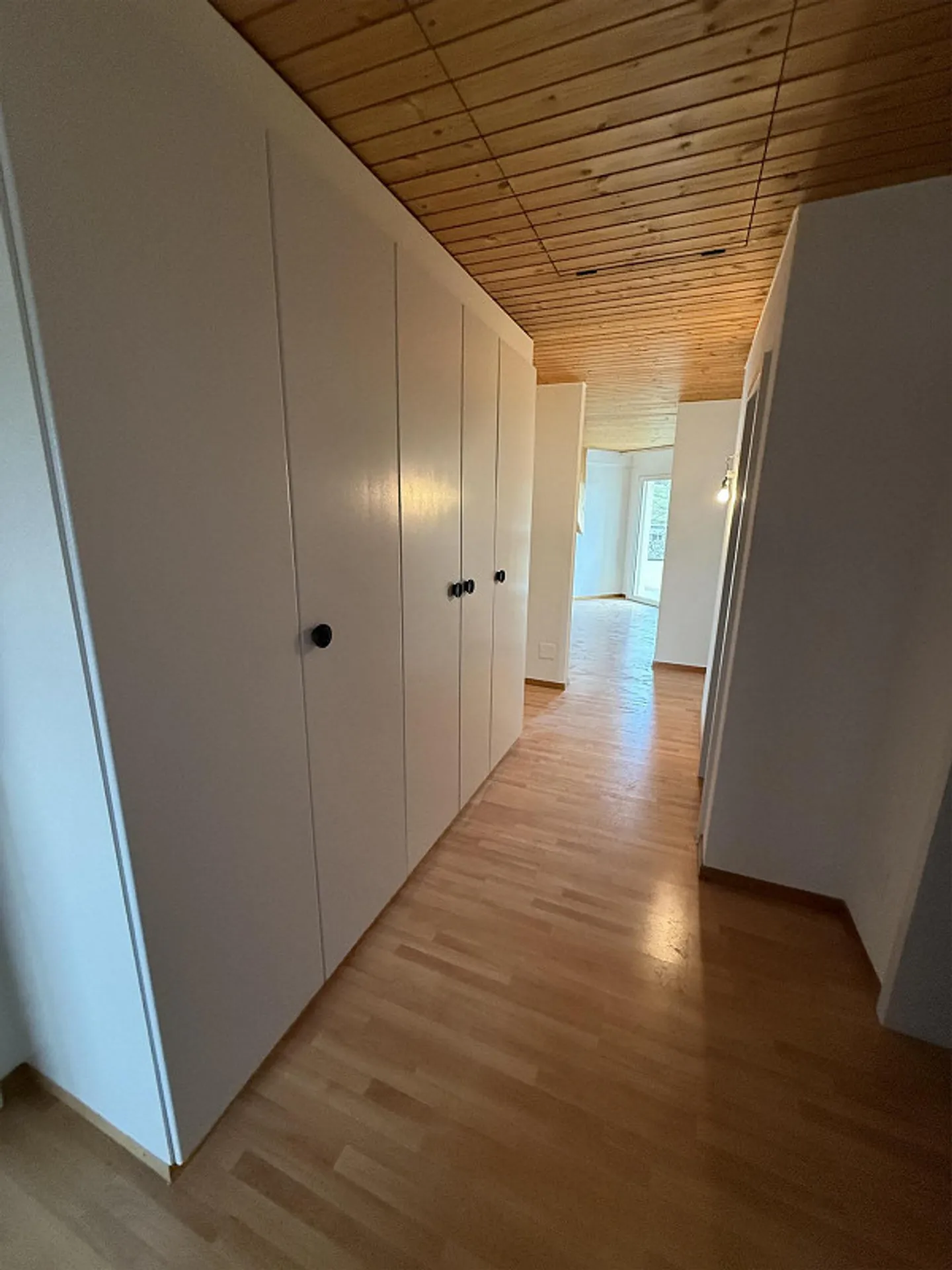 Attico ristrutturato di 4,5 locali in affitto - Foto 15 di 24