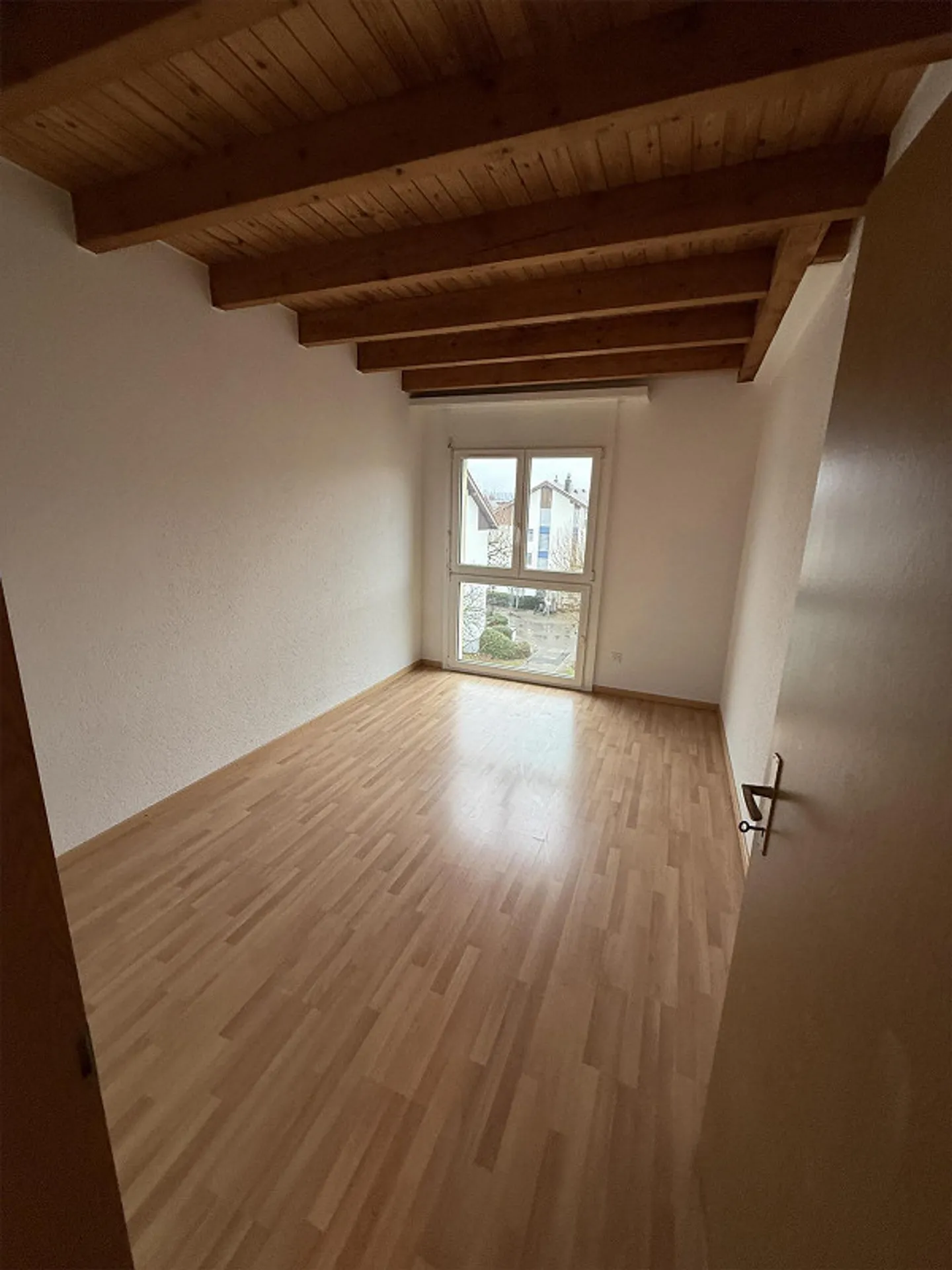 Attico ristrutturato di 4,5 locali in affitto - Foto 10 di 24